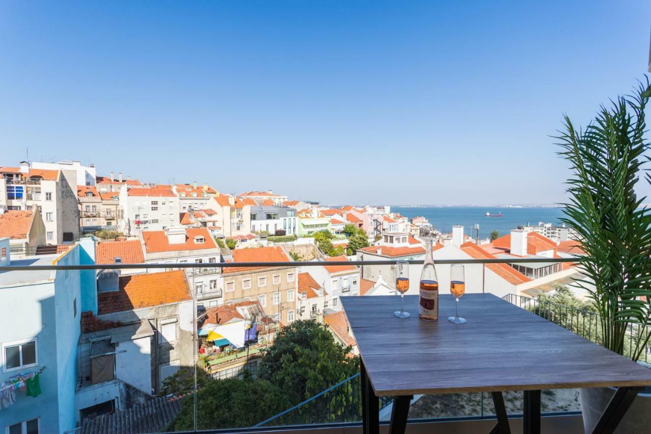 Alfama Lounge Three-Bedroom Apartment W/ River View And Parking - By Lu Holidays Lisbona Esterno foto